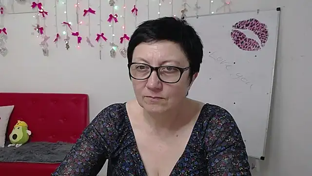 EmilyL0ve 라이브 XXX 채팅