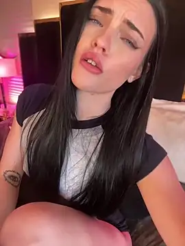 KarissaChantelle's Live XXX Chat