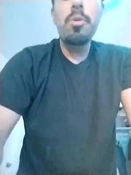 Chatroom XXX en direct de k1oudE