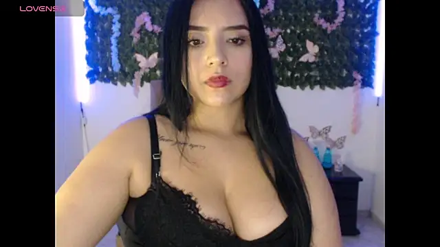 adara_cute_69's Live XXX Chat