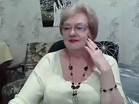 Renata62011: διαδικτυακό σόου στην κάμερα