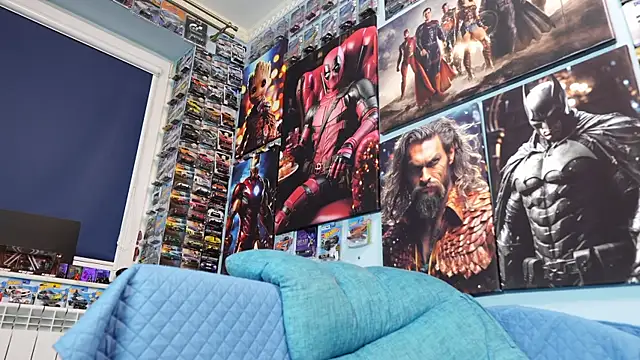 Muscle_Bear live XXX chat