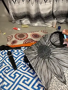 Nicole_bash's Webcam Show