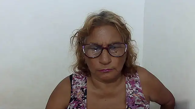 charrysexy1's Webcam Show