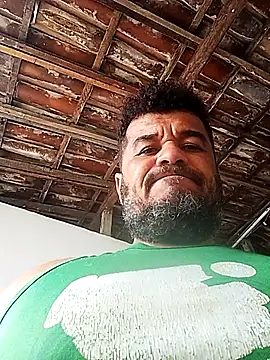 tarra122's Webcam Show