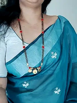 Hot_Sexy_Niharika: διαδικτυακό σόου στην κάμερα