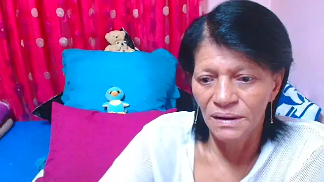 Chatroom XXX en direct de SLUTTYROXY