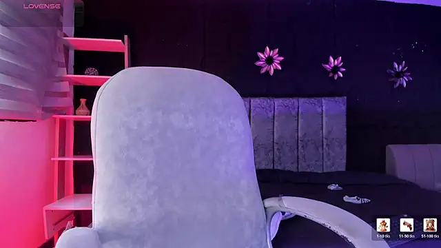 Chat +18 de CarolineFyre ao vivo