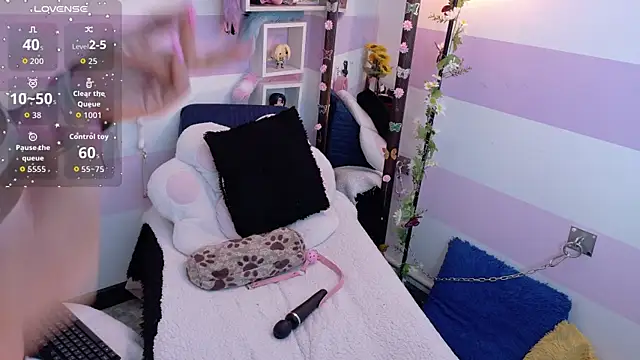 Catwhite_'s Live XXX Chat