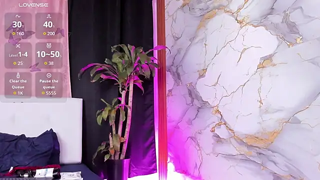 Daye_Sky's Live Chat Room