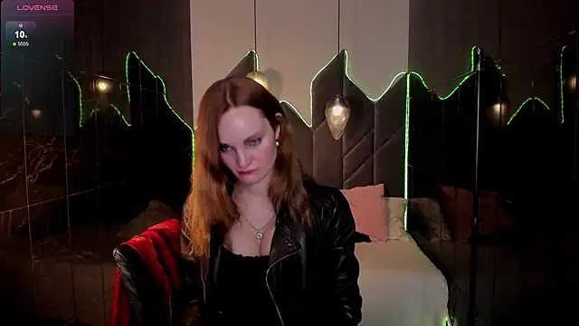 SaraSubtlety Chat XXX live