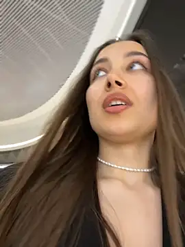 ICrazyOneIRL Live XXX-Chat