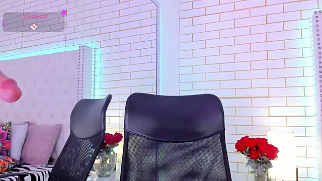 Coco_Balenciaga_'s Live Sex Cam Show