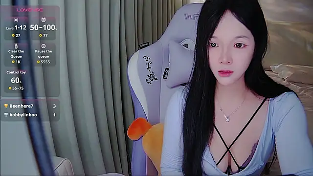 brylee-baby 网络视讯表演