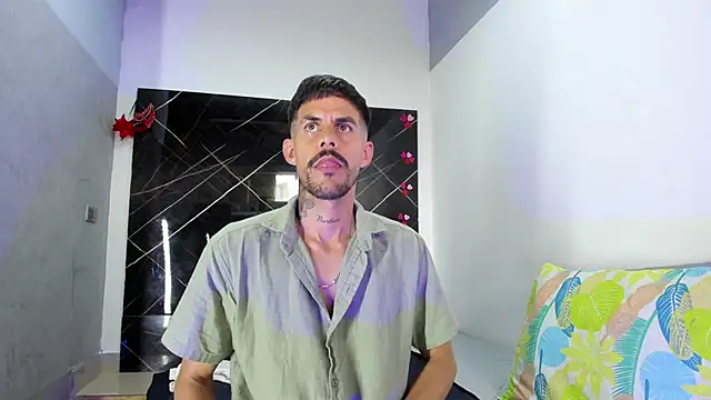 Leo_Vesper Live XXX-chat