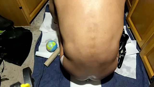 SharkedTaxis Show in webcam