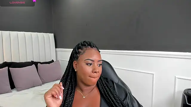 Živý XXX chat laia_fisher_