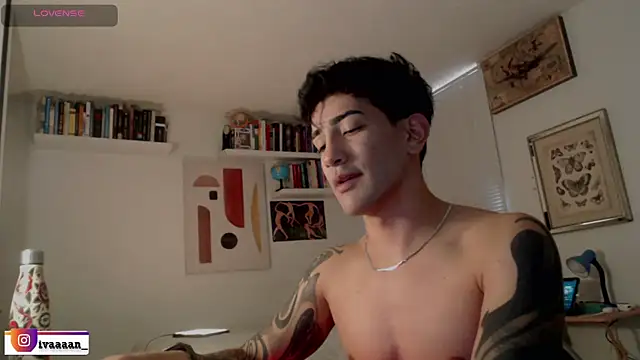 XXX chat uživo modela ivaaaan_