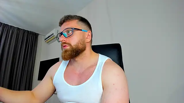 Chatroom XXX en direct de Findom_guy