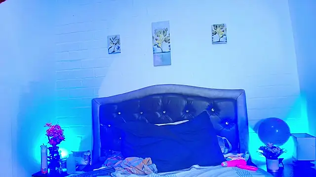 แชท XXX สดของ QueenMatturex