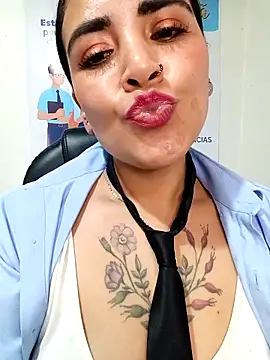 Chat XXX ao vivo de MAYE__13