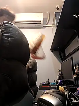 Q24Q- 现场XXX聊天