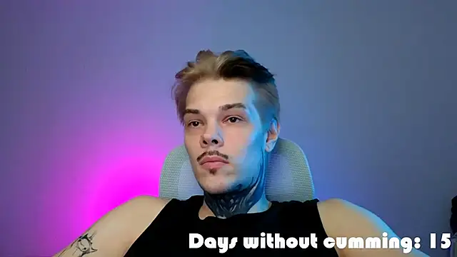 DENIS_HERE's Live XXX Chat