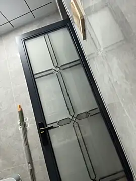 liqinqin-5201's Webcam Show