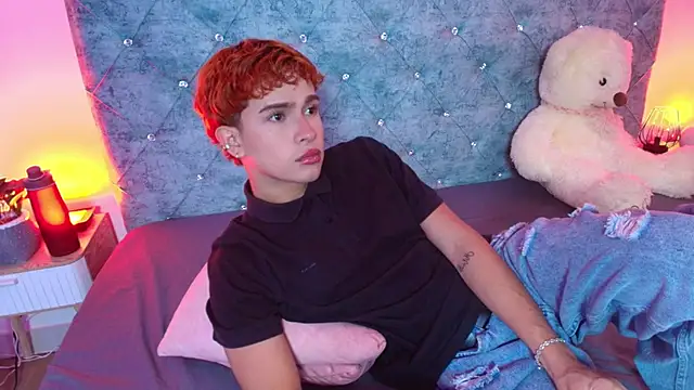 ryan_onFire webcam show