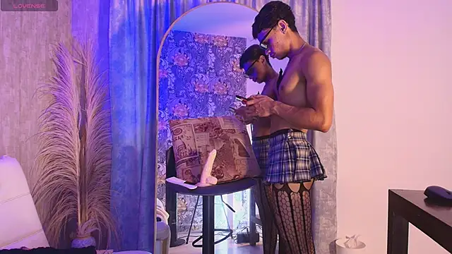 davis_saint's Webcam Show