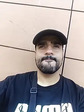 Chat +18 de gusto14cm ao vivo