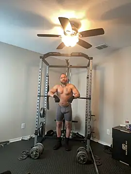 Fathero1time 即時 XXX 聊天