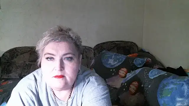 Lana555 现场XXX聊天