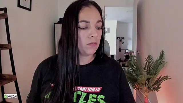 urcute_kitten – Naživo XXX chat