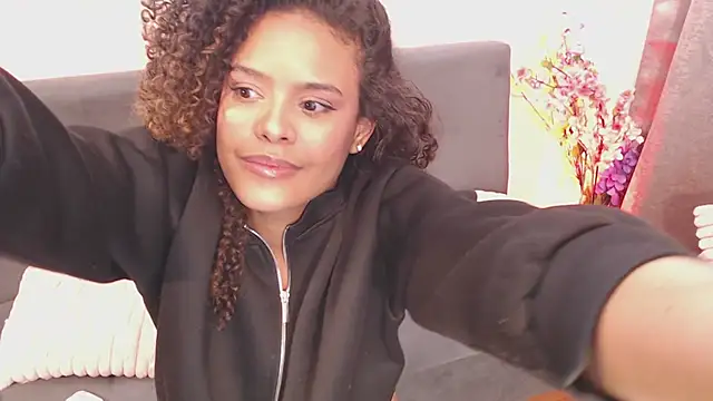 Chat +18 de Amelia_bss ao vivo