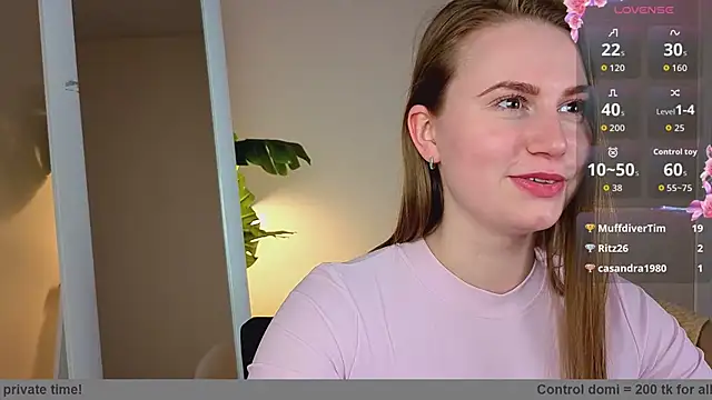 Chatroom XXX en direct de Lover_Daisy_