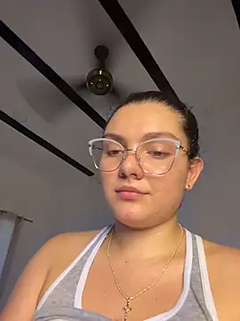 Pokazy przed kamerką – Eva_stark10