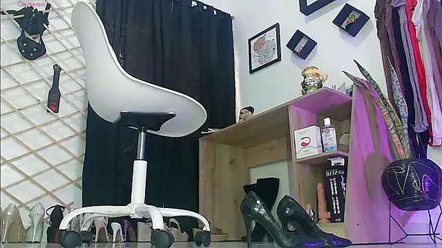 myla_sarah Live XXX-chat