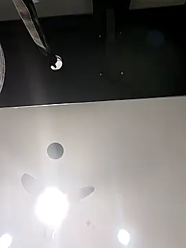 Q24Q- 网络视讯表演