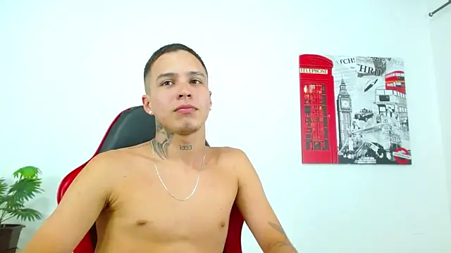 Cumandres18 Chat XXX in diretta