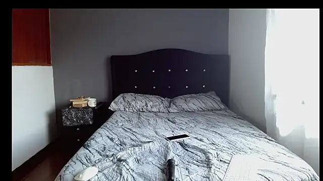 Emilia_1995: απευθείας συνομιλία ΧΧΧ