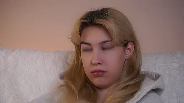 دردشة AngelicRice الجنسية المباشرة