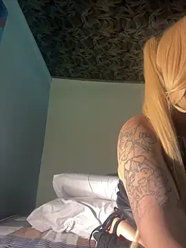 Theprojectsaraa's Live XXX Chat