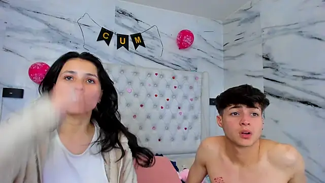 Ari_and_Storm's Live XXX Chat