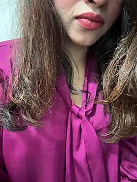 riya_sharma11's Live XXX Chat