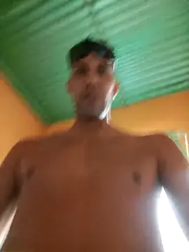 UnreadyChutzpa webkamerás műsora