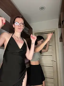 RussianGirls_n Live XXX chat