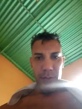 UnreadyChutzpa webcam show