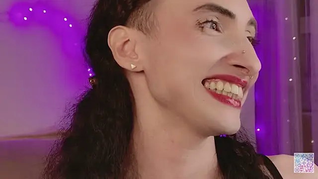 Queen_of_tease 即時 XXX 聊天