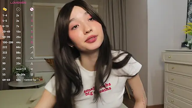 แชท XXX สดของ ikuyo_